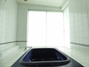 浴室用ロールスクリーン