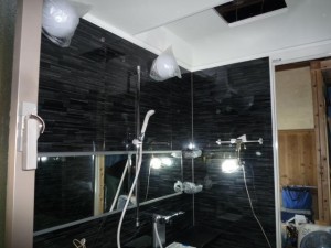 壁面・天井・照明器　シャワー